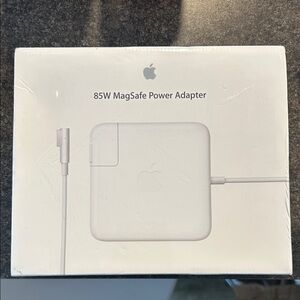 Apple 85W MagSafe Power Adapter - White